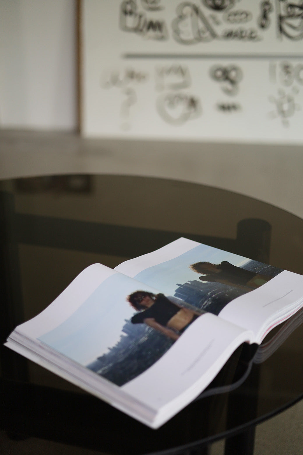 Chunky Colored Round Table / 청키 컬러 원형 테이블