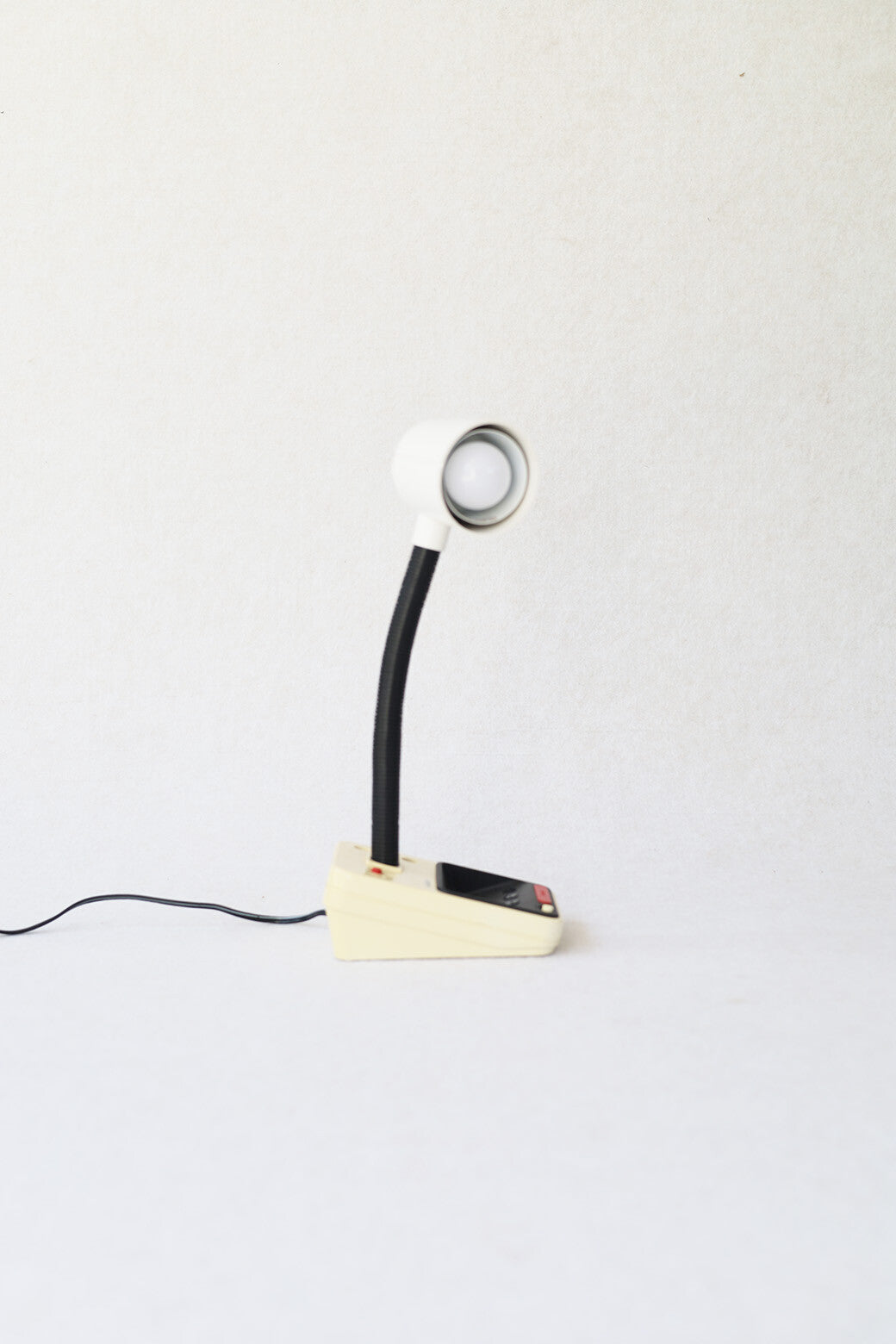 Desk Lamp / Clock for Mobilite - white