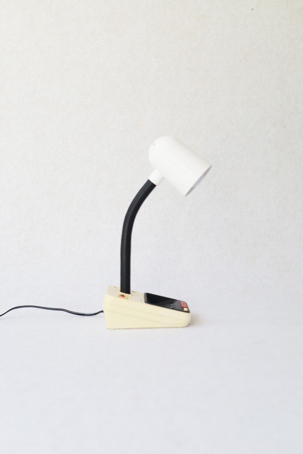 Desk Lamp / Clock for Mobilite - white