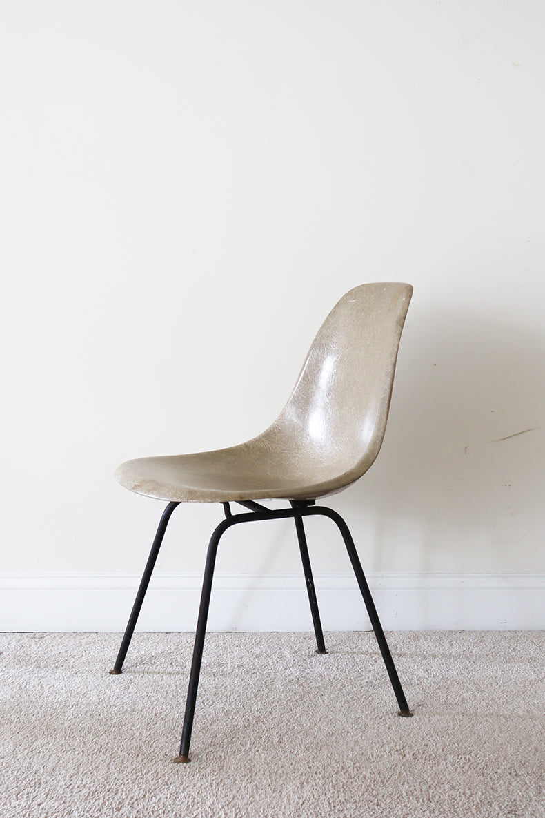 Vintage Herman Miller Eames Side Chair