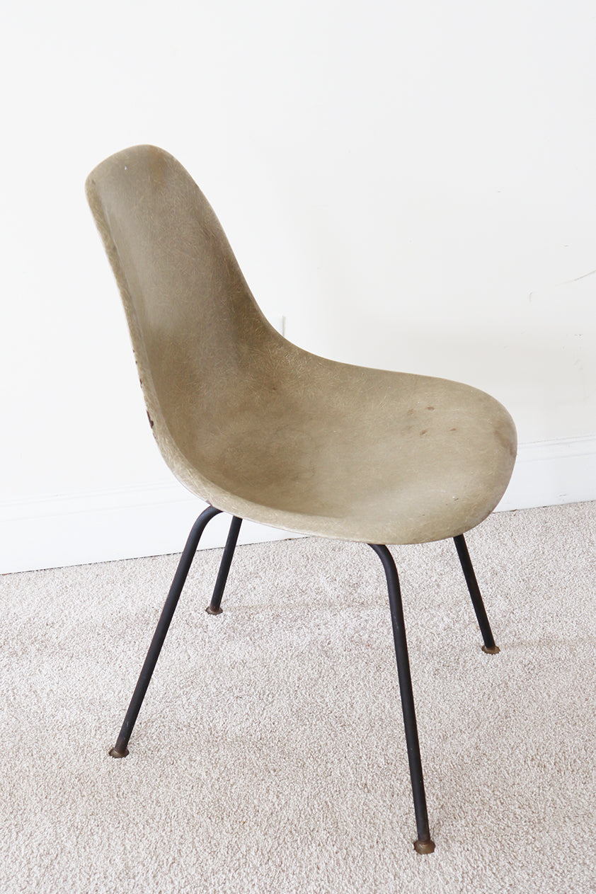 Vintage Herman Miller Eames Side Chair