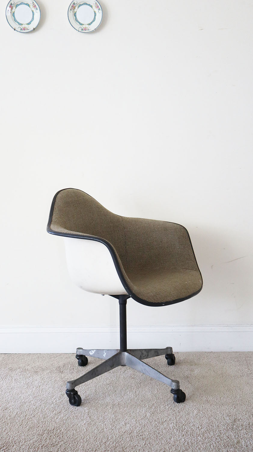 Eames Armchair for Herman Miller (with casters)