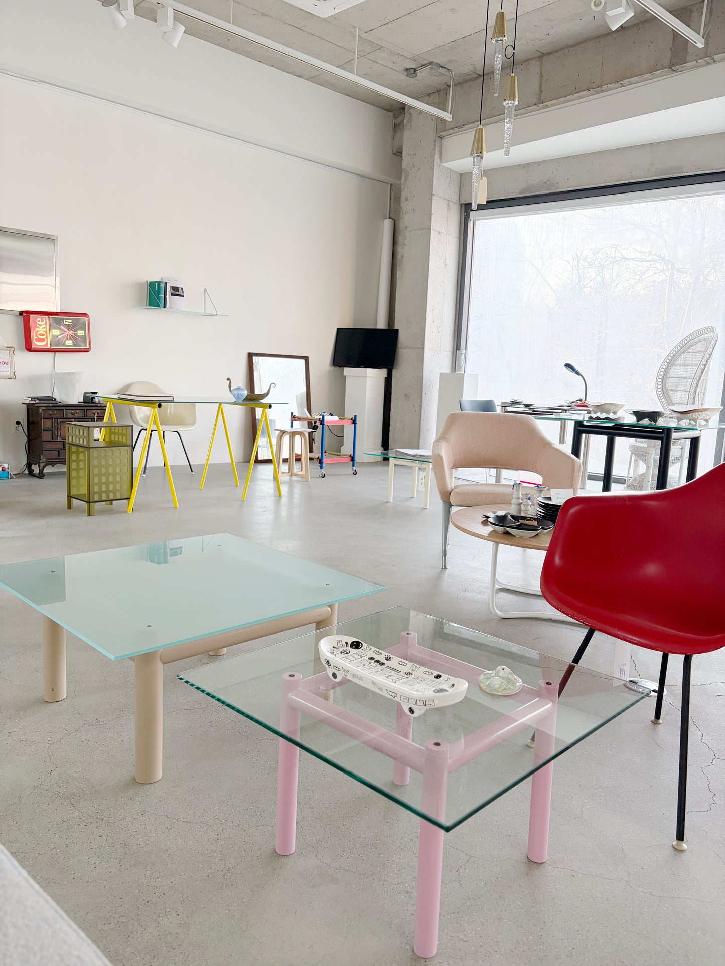 Chunky Mini Coffee Table / 청키 미니 커피 테이블