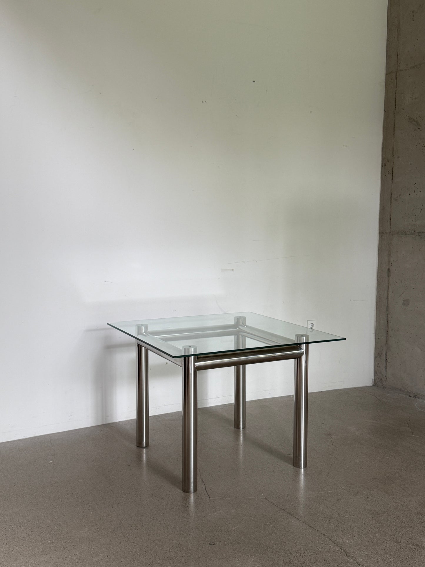 Chunky Stainless Dining Table / 청키 스테인리스 다이닝 테이블