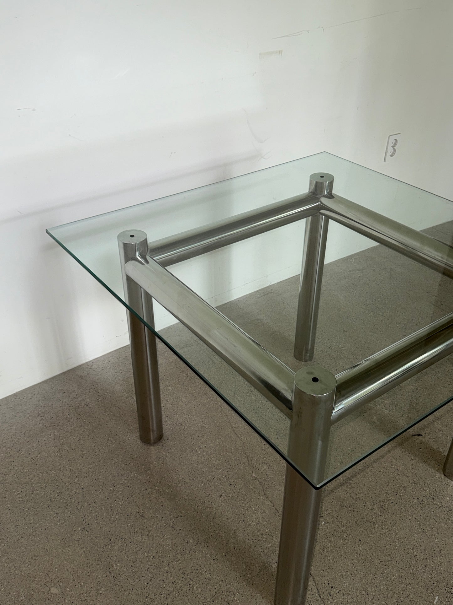Chunky Stainless Dining Table / 청키 스테인리스 다이닝 테이블