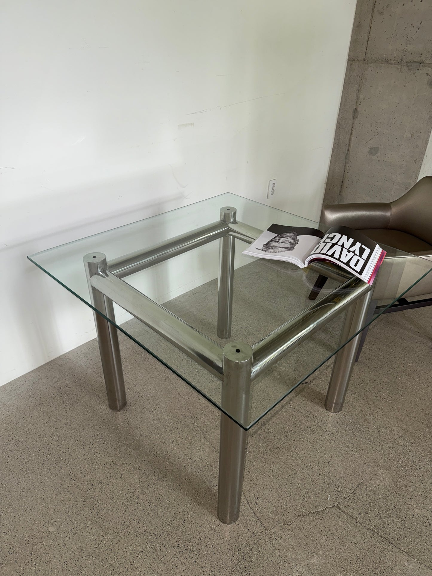 Chunky Stainless Dining Table / 청키 스테인리스 다이닝 테이블