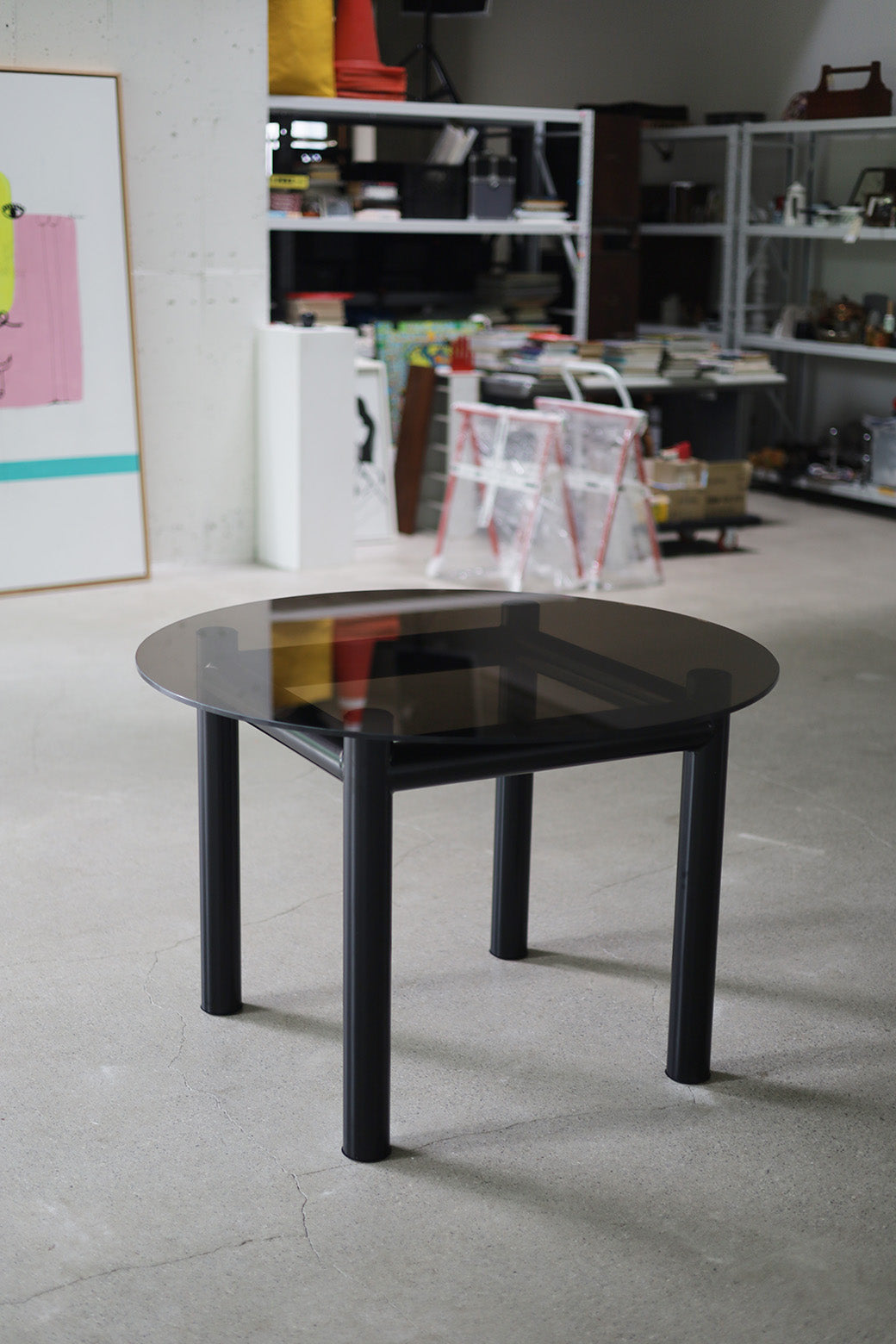 Chunky Colored Round Table / 청키 컬러 원형 테이블