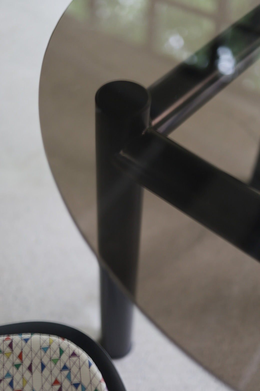 Chunky Colored Round Table / 청키 컬러 원형 테이블