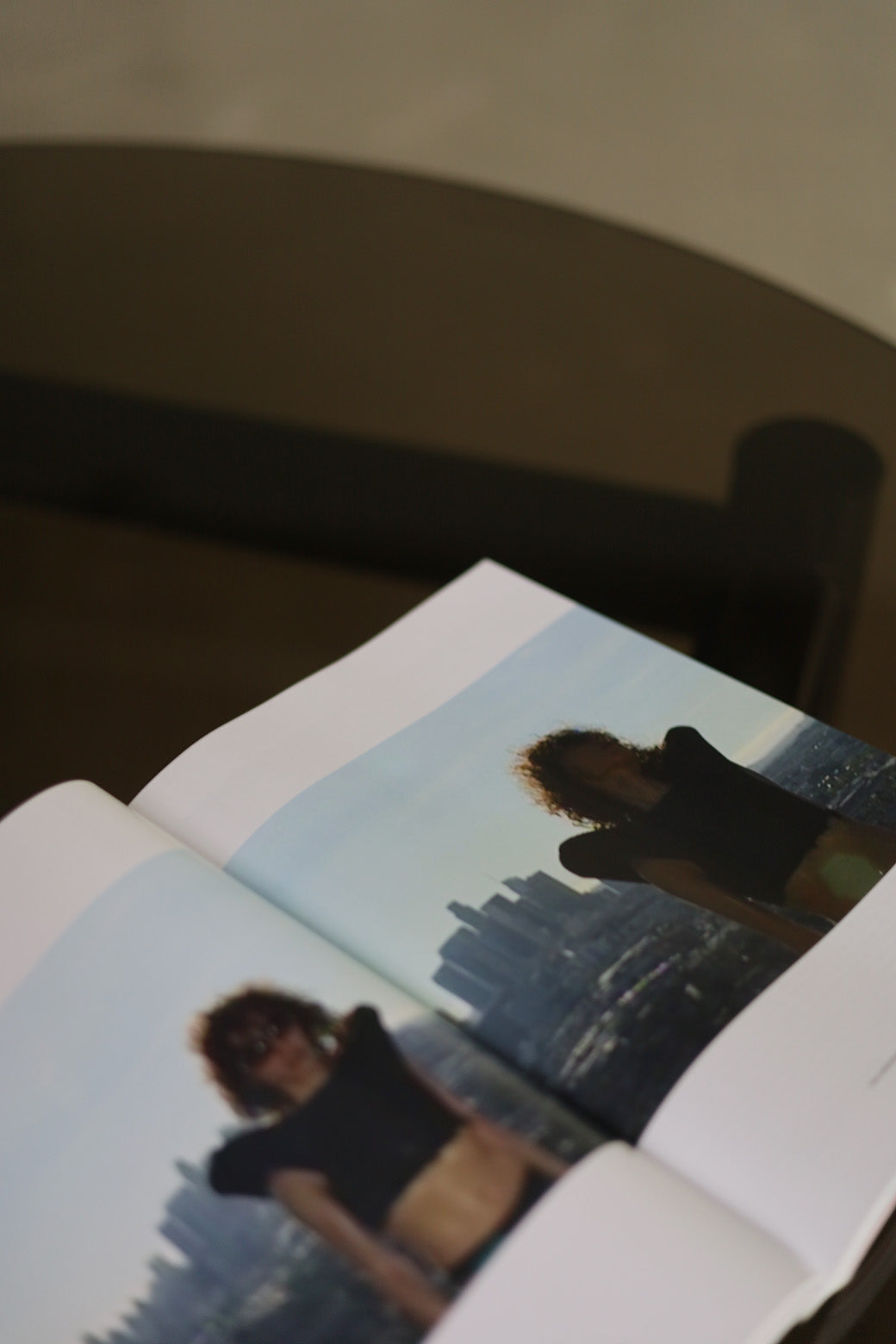 Chunky Colored Round Table / 청키 컬러 원형 테이블