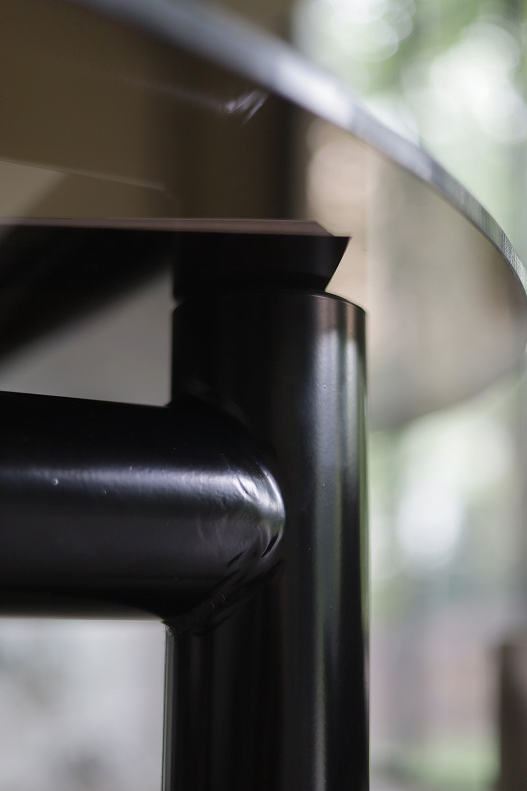 Chunky Colored Round Table / 청키 컬러 원형 테이블