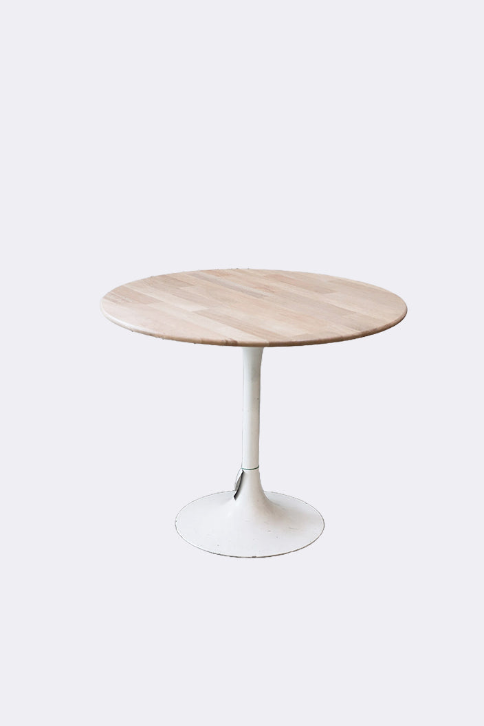 Tulip Table by Burke
