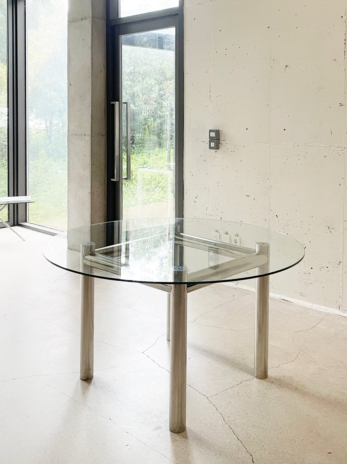 Chunky Stainless Dining Table / 청키 스테인리스 다이닝 테이블