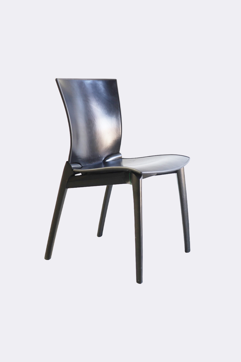 Cassina Josep Llusca Cos chairs made in Italy