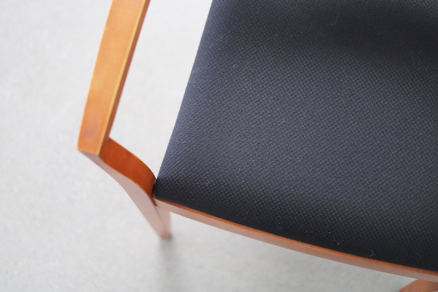 Arm Chair by Greg and Jeff Ricchio for Knoll (black)