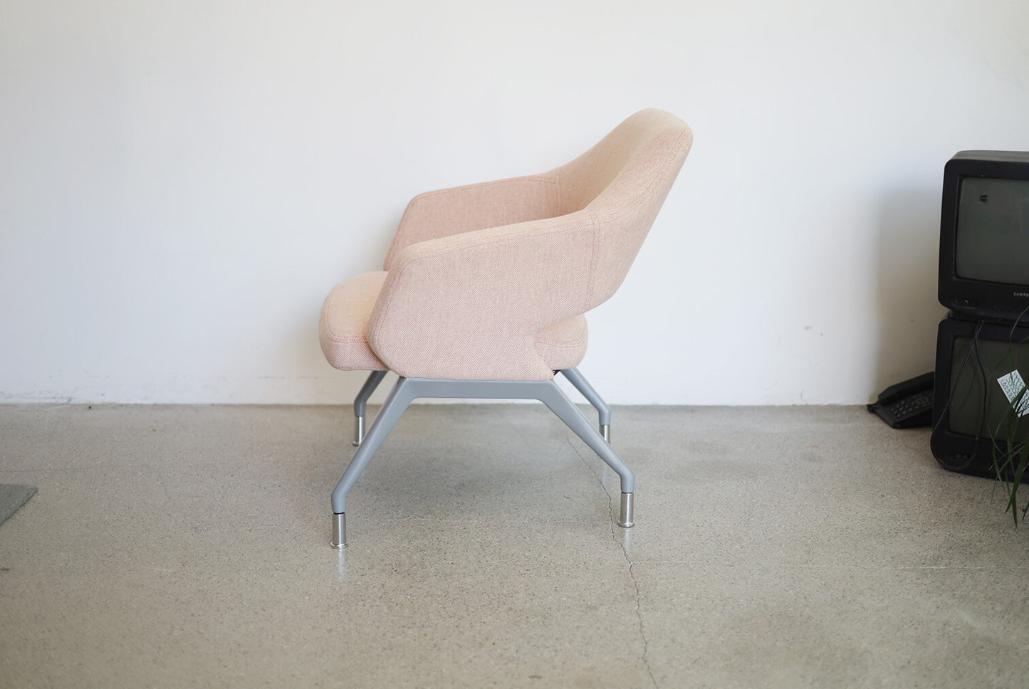 Flirt Nesting Lounge Chair