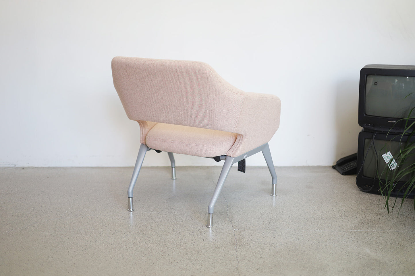 Flirt Nesting Lounge Chair