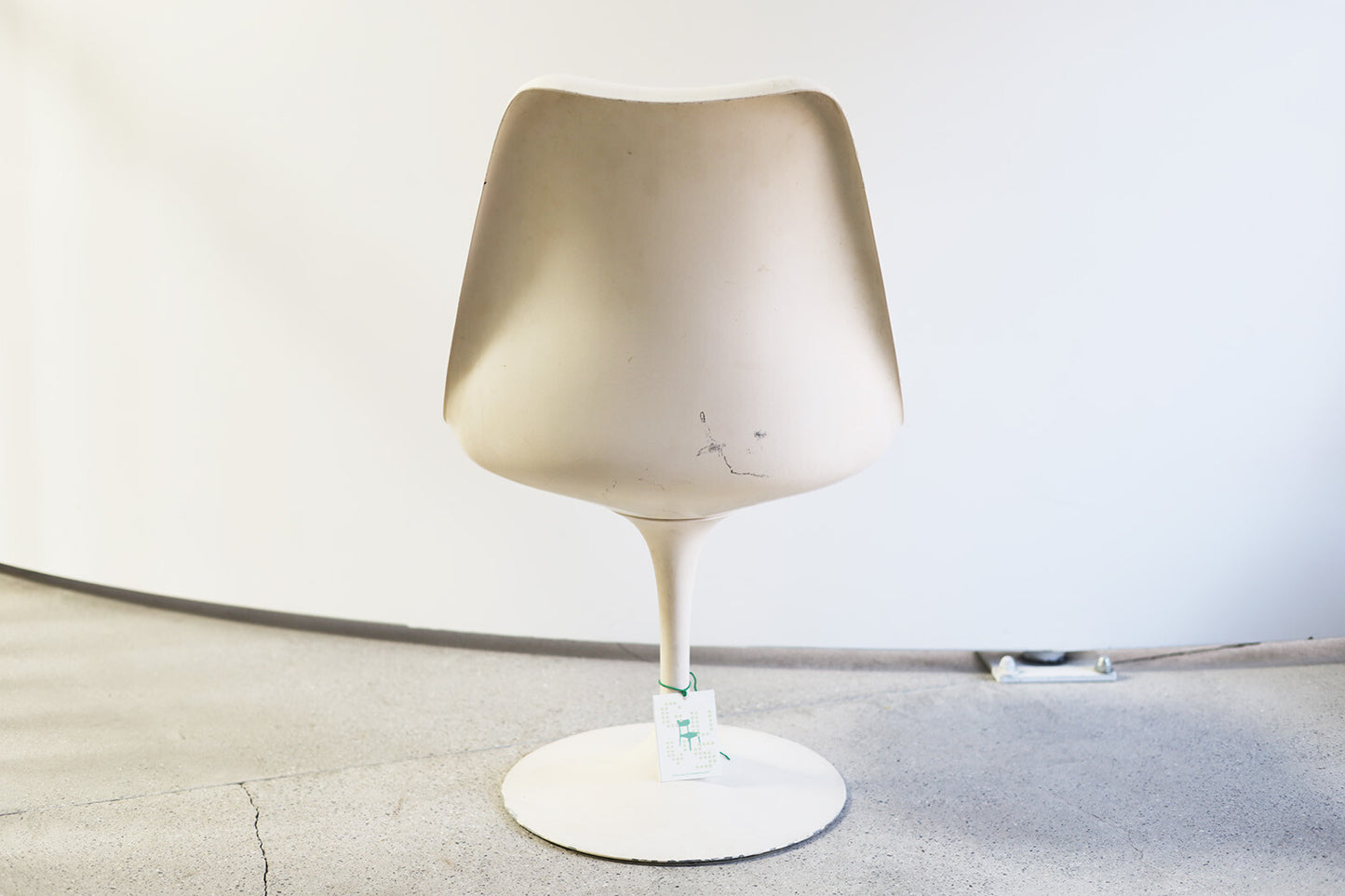 Knoll Tulip Chair by Eero Saarinen