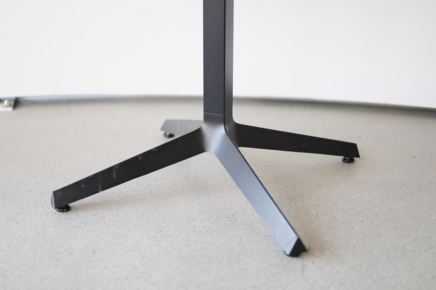 Pedestal Base Side Table for Knoll